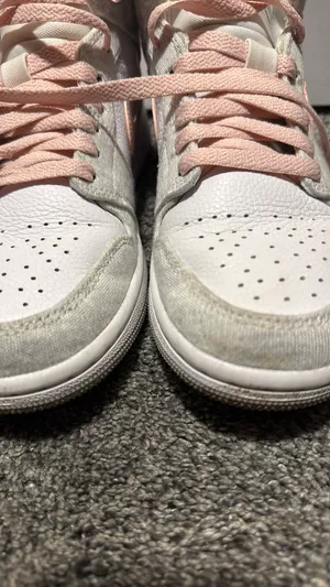 Air Jordan 1 Mid SE Lt Iron Ore/Atmosphere White thumbnail 3