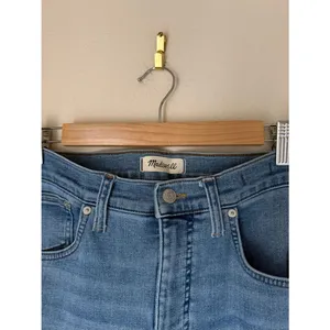 Madewell Tall Kick Out Crop Jeans in Mather Wash Size 30T thumbnail 3