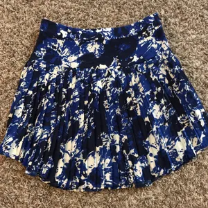 Piperlime collection pleated mini skirt Size XS thumbnail 6