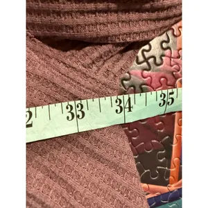 We‎ The Free Free People Women S Mauve Waffle Knit Oversized V-Neck Thermal Top thumbnail 5