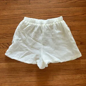 White cream soft shorts thumbnail 2