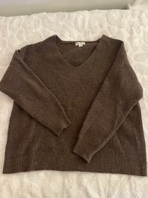 Target V Neck Sweater thumbnail 1