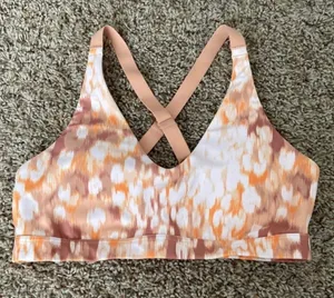 offline shine sports bra and high waisted crossover leggings set thumbnail 1