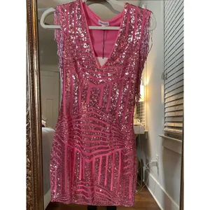 superdown Pink Sequin Midi Dress thumbnail 2