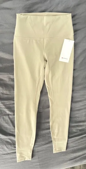 Lululemon Wunder Train HR Leggings 28” thumbnail 1
