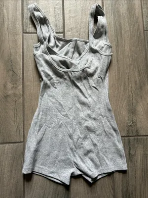 GRLFRND Gray Sleeveless Button-Front Romper Bodysuit thumbnail 4