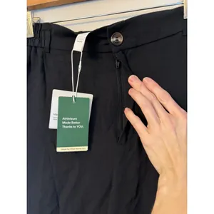 NWT Halara High Waisted Zipper Pocket Capri Linen Feel Pants in Black Size XL thumbnail 12