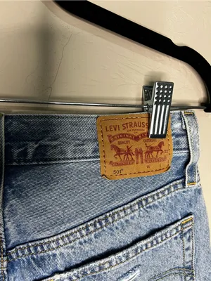 Levi’s 501 High Rise Distressed Button Fly 6 in Inseam Cut Off‎ Raw Hem Shorts thumbnail 6