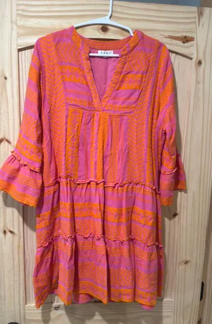 Pink and orange dress Size M thumbnail 1