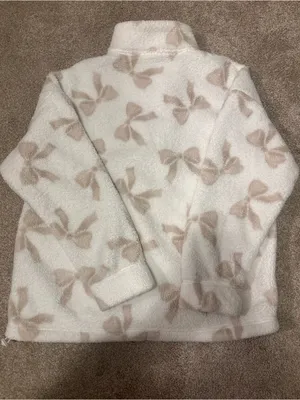 Cozy Cream Mock Neck Fleece with Bow Print thumbnail 5