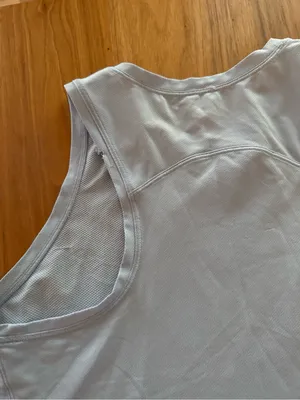 Lululemon Light Blue Sleeveless Athletic Tank Top thumbnail 5