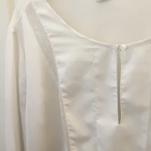 FINAL MARKDOWN Old navy top extra large thumbnail 4