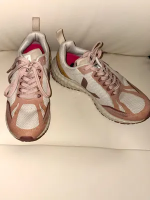 Veja Condor 2 Alveomesh running shoes in the Natural Dried-Petal Pink color combination (dried petal pink and cream). thumbnail 5