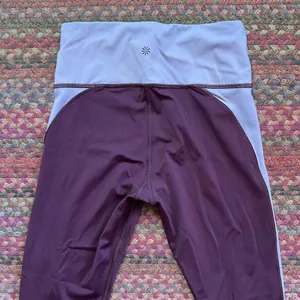 ATHLETA MAROON PINK STRIPE CRUNCH 7/8 TIGHTS thumbnail 5