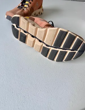 On Cloud Tennis Women’s Shoes thumbnail 4