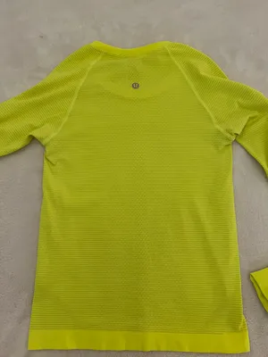 neon yellow Swiftly Tech long Sleeve thumbnail 1