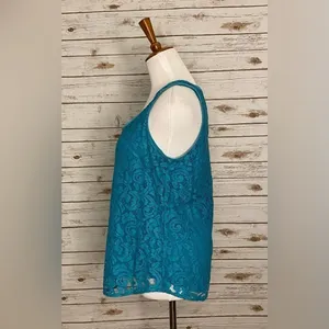 Ann Taylor LOFT classic floral lace sleeveless top/tank top Size Medium thumbnail 3