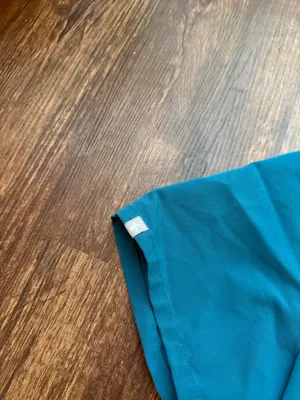 NWOT FIGS Women’s Pacific Blue Catarina One Pocket Scrub Top Nursecore - Size S thumbnail 6
