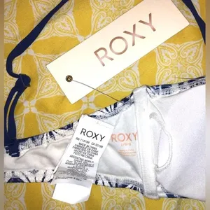 Roxy NWT  Visual Touch Bandeau bikini top- Large Blue thumbnail 8