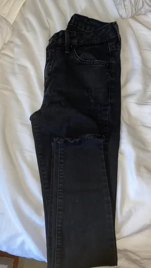 Just Black Denim Distressed Jeans thumbnail 6