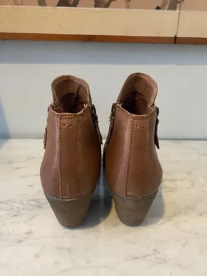 Frye Judith Boots Womens Size 8.5 Brown Leather Ankle Zip Almond Toe Booties thumbnail 5