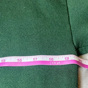 Jerzees Vintage 90s Christmas Sweatshirt Womens‎ Medium Green Crew Neck Festive Cozy thumbnail 7