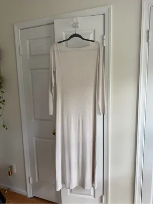 Aritzia The Group by Babaton Luxe Lounge Tulsi Ribbed Maxi Dress M Oatmeal thumbnail 5