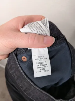 Abercrombie and Fitch Curve Love 90s Straight Mid Rise Jeans Size 29 Black Denim thumbnail 10