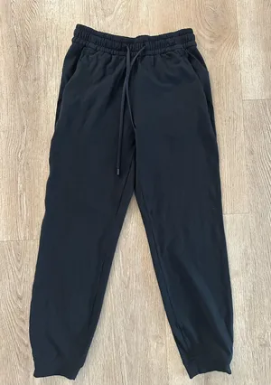 Jogger thumbnail 1