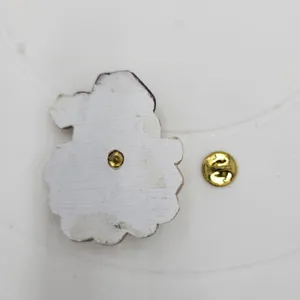 Vintage Carved Santa Claus Face 2.5" Resin Pin Brooch Christmas Holiday Retro thumbnail 4