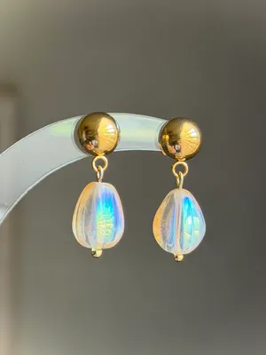 Handmade pear teardrop Czech glass simple minimalist earrings💛 thumbnail 2
