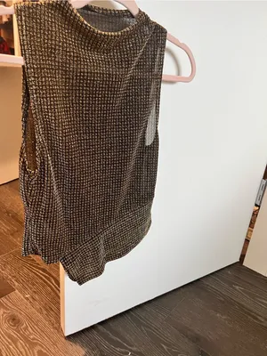 SheIn Sleeveless Metallic Knit Tank Top - Gold/Black thumbnail 5