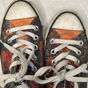 All Stars Custom Hand drawn peach sneakers size 7 thumbnail 8