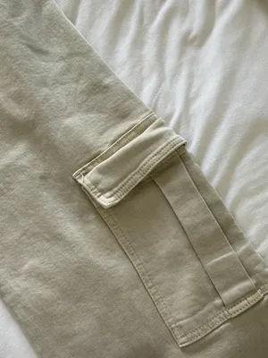Zara Marine Pant with Cargo Style Oatmeal Color Straight-Leg Jeans with Raw Hem thumbnail 4