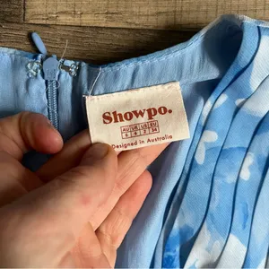 Showpo blue white ruched print mini dress 2 thumbnail 2