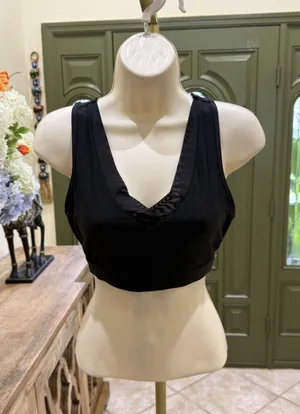 Avia Sports Bra Women Medium (8-10) Activewear Criss Cross Back Peephole Black M thumbnail 1