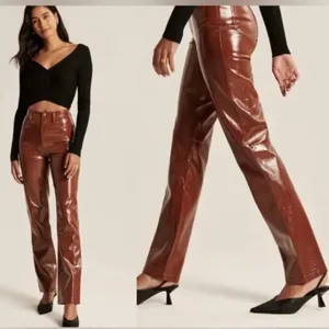 NWT A & F The 90’s Straight Ultra High Rise Patent Leather 90s Straight Leg thumbnail 3