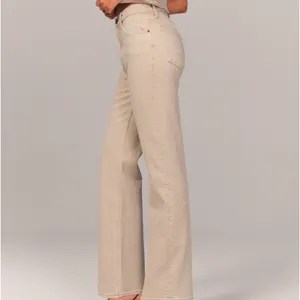 Abercrombie Women's Beige Jeans thumbnail 3