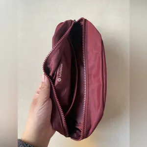 Lululemon City Essentials Pouch 4L - Rockwood thumbnail 10