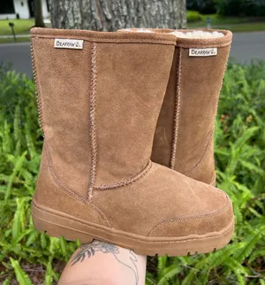 Chestnut BEARPAW Boots thumbnail 1