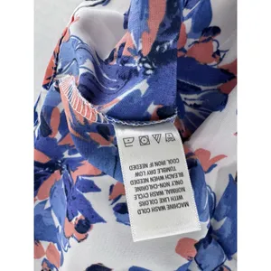 Beacon Apparel Stitchfix Blouse Sz L Floral Office Career Red White Blue Work thumbnail 9