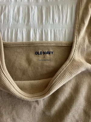 Old Navy Tanktop thumbnail 2