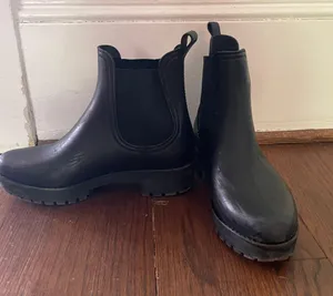 Black Winter Booties thumbnail 2