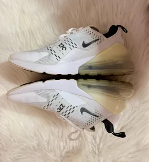 Women’s Nike Air 270 thumbnail 6