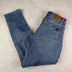 Women's Judy Blue 11/30 Boyfriend Fit High Rise Timmy Control Jeans thumbnail 1
