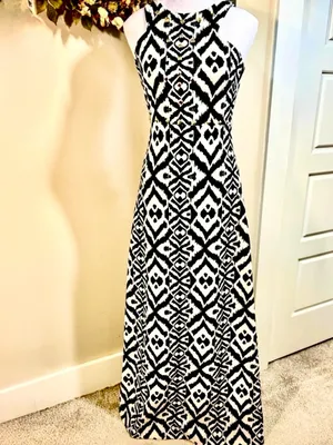 💥Belle Badgley Mischka Ikat Studded Halter Maxi Dress Black Ivory Sz 2💛 thumbnail 2