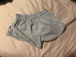 Lululemon Shorts Hotty Hot White thumbnail 1
