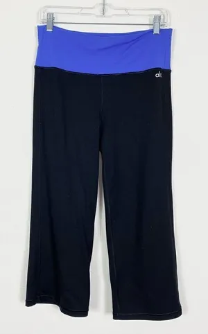 Alo Coolfit Black & Blue Capri Length Leggings thumbnail 1