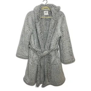 Aerie Gray Sherpa Hooded Belted Robe Cozy Fleece Spa Lounge Warm Pockets Bath M thumbnail 2