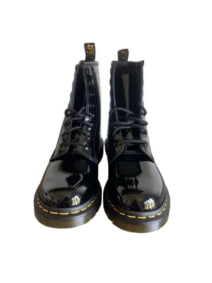Dr. Martens NEW Women's 1460 Black Patent Lace Up Boot Size 7 #B1684 thumbnail 2